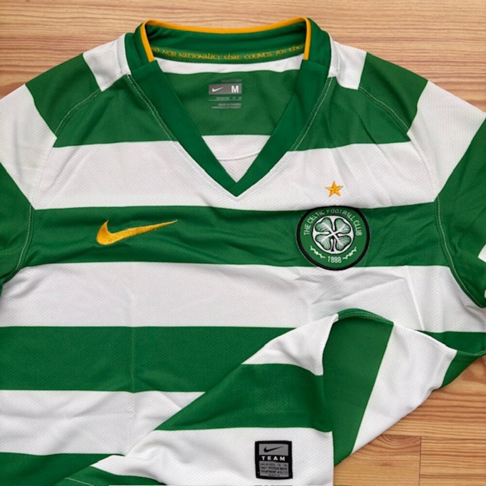 Celtic FC Boy's 08/10 Home Model NIKE football shirt jersey(M) - Picture 2 of 5